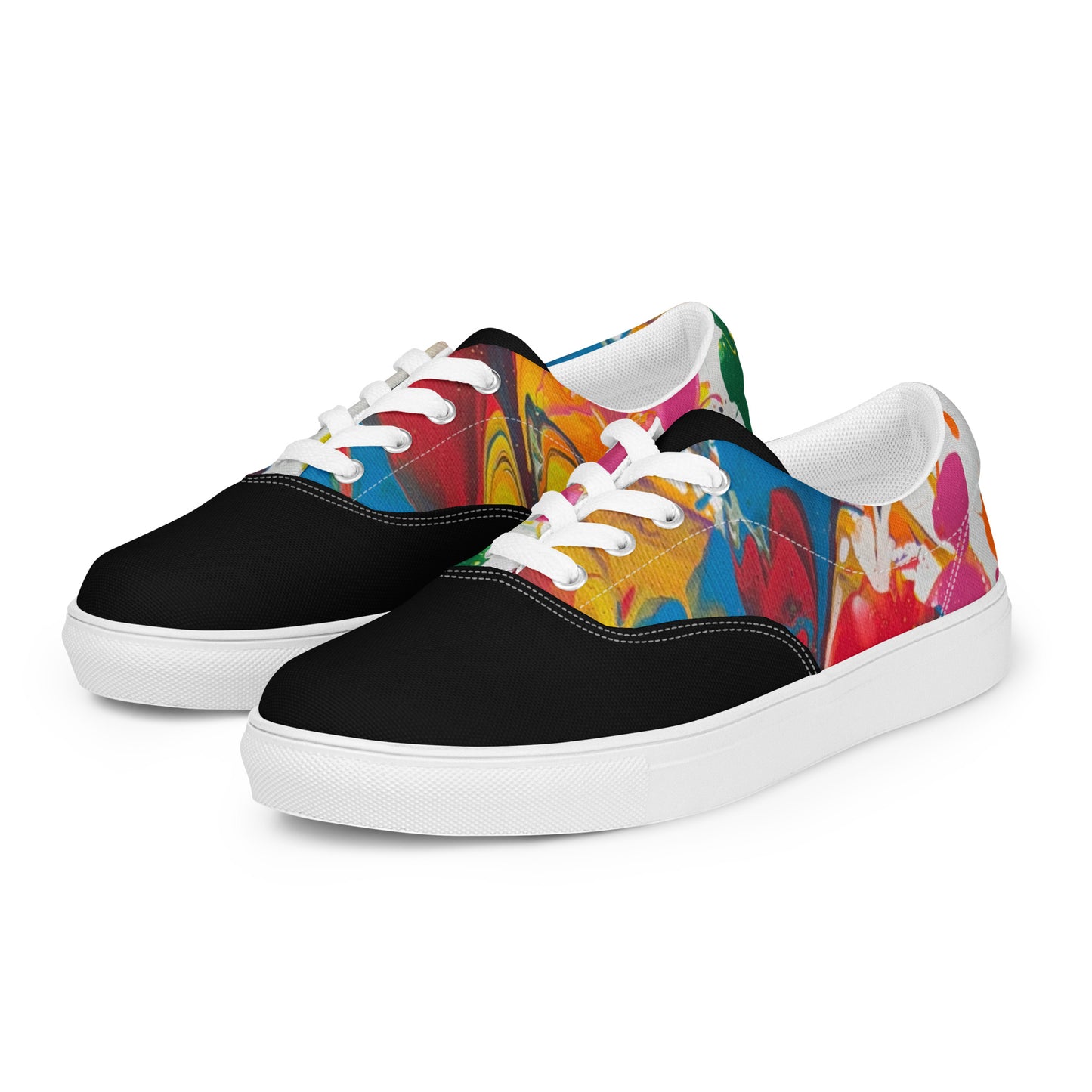 Women’s lace-up canvas shoes